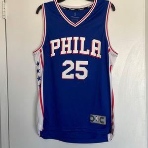Philadelphia 76ers jersey size small